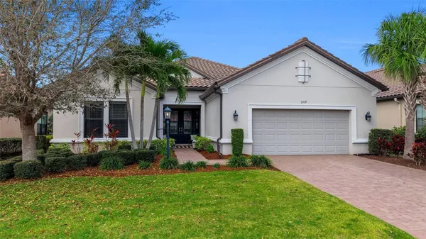 Property Slideshow image 2 of 32 | 5104 tivoli run, Bradenton, FL, 34211