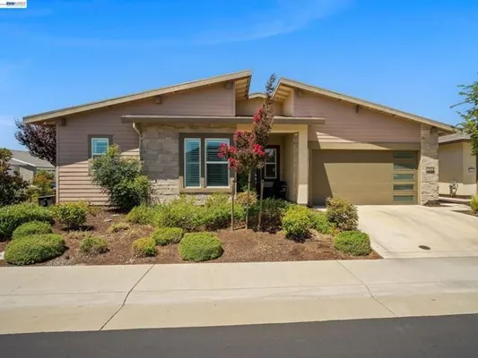 Property Slideshow image 2 of 68 | 3001 compass ln, Roseville, CA, 95747