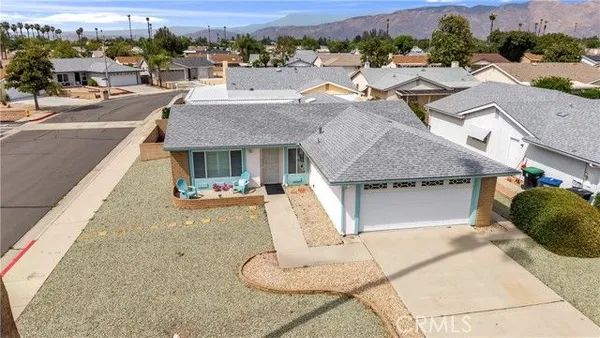 Property Slideshow image 2 of 39 | 2308 el grande, Hemet, CA, 92545