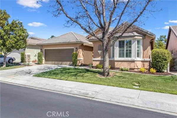 Property Slideshow image 3 of 42 | 174 potter crk, Beaumont, CA, 92223