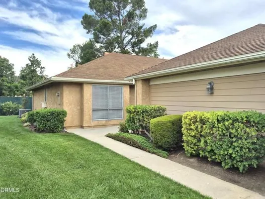 Property Slideshow image 3 of 55 | 3225 village 3 3, Camarillo, CA, 93012