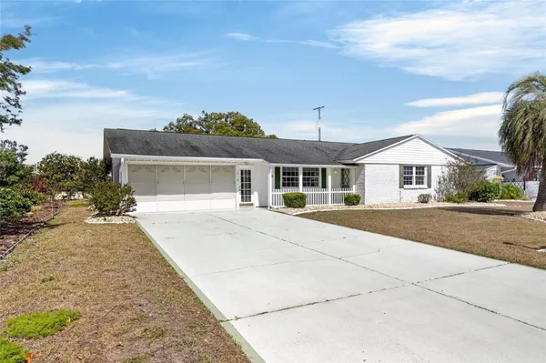 Property Slideshow image 2 of 65 | 1210 valley forge blvd 9, Sun City Center, FL, 33573