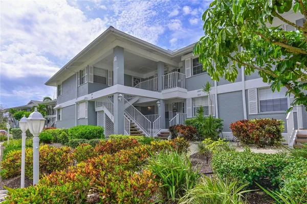 Property Slideshow image 2 of 59 | 1319 perico point cir, Bradenton, FL, 34209