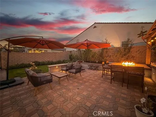Property Slideshow image 3 of 72 | 2402 conroy ave, Camarillo, CA, 93012