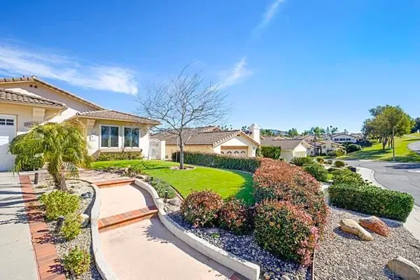 Property Slideshow image 2 of 30 | 18018 calle estepona, San Diego, CA, 92128