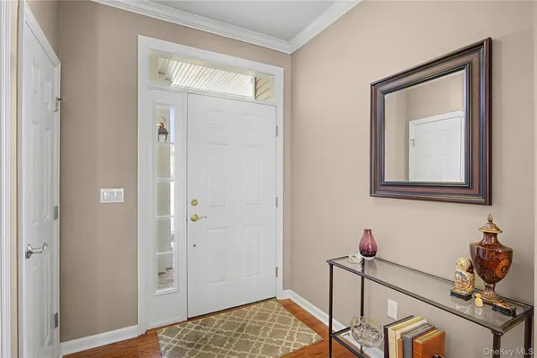 Property Slideshow image 3 of 39 | 17 sonata ct, Lake Grove, NY, 11755