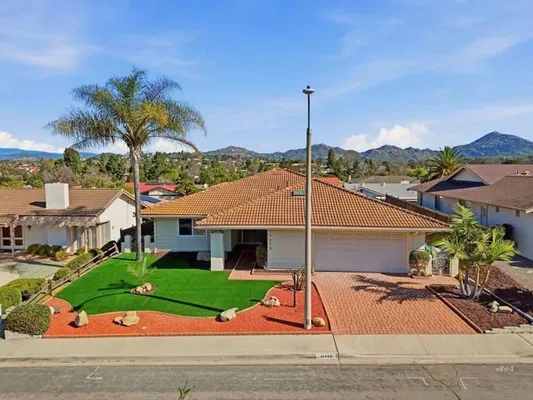 Property Slideshow image 2 of 44 | 16625 san tomas dr, San Diego, CA, 92128