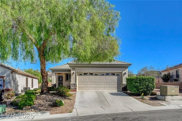 Property Slideshow image 2 of 72 | 2576 binary stars st, Henderson, NV, 89044