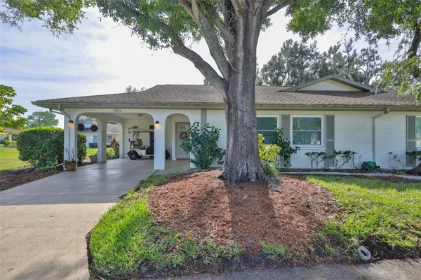 Property Slideshow image 2 of 94 | 2034 hawkhurst cir # 178, Sun City Center, FL, 33573
