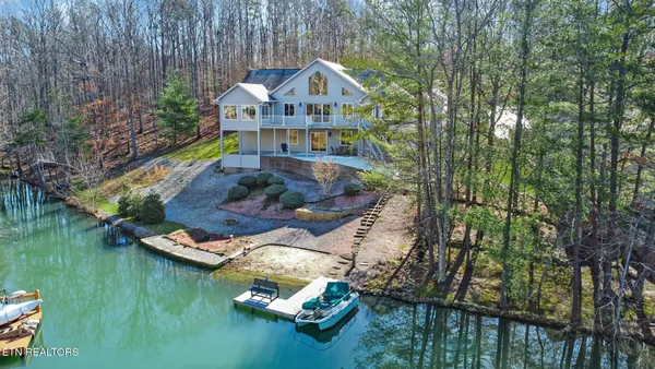 Property Slideshow image 3 of 56 | 14 needham ter, Crossville, TN, 38558