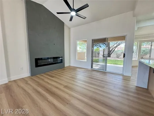 Property Slideshow image 2 of 6 | 10013 cresent creek dr, Las Vegas, NV, 89134