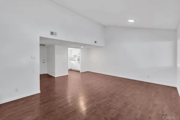 Property Slideshow image 3 of 31 | 3760 vista campana 76, Oceanside, CA, 92057