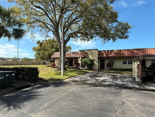 Property Slideshow image 3 of 23 | 1701 pinehurst rd 6a, Dunedin, FL, 34698