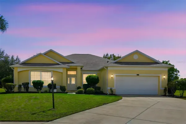 Property Slideshow image 2 of 43 | 3810 st emma ct, Leesburg, FL, 34748