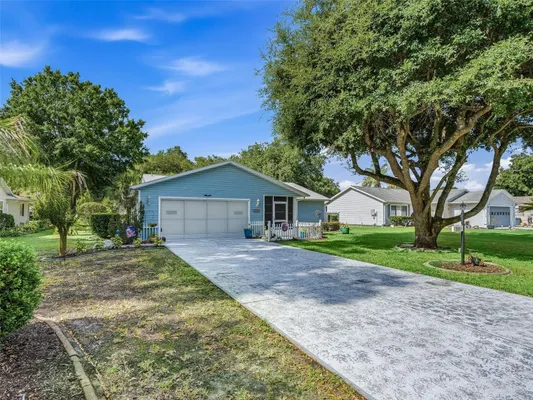 Property Slideshow image 2 of 51 | 2107 greenlaw ct, Leesburg, FL, 34788