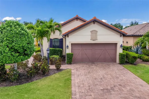 Property Slideshow image 3 of 62 | 12623 sorrento way, Bradenton, FL, 34211