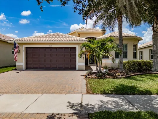 Property Slideshow image 3 of 95 | 5005 crystal beach dr, Wimauma, FL, 33598