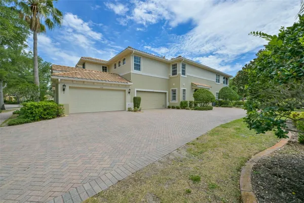 Property Slideshow image 3 of 41 | 1440 emerald dunes dr, Sun City Center, FL, 33573