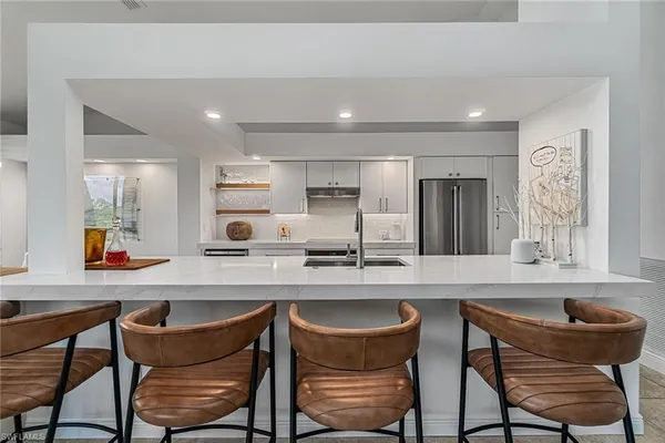 Property Slideshow image 3 of 25 | 27175 oakwood lake dr 201, Bonita Springs, FL, 34134