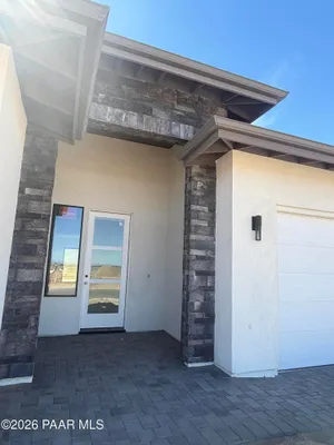 Property Slideshow image 2 of 39 | 4335 n larkin ave, Prescott Valley, AZ, 86314