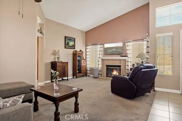 Property Slideshow image 3 of 32 | 625 s shinecock dr, Banning, CA, 92220