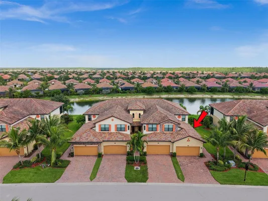 Property Slideshow image 2 of 46 | 17270 cherrywood ct 5904, Bonita Springs, FL, 34135