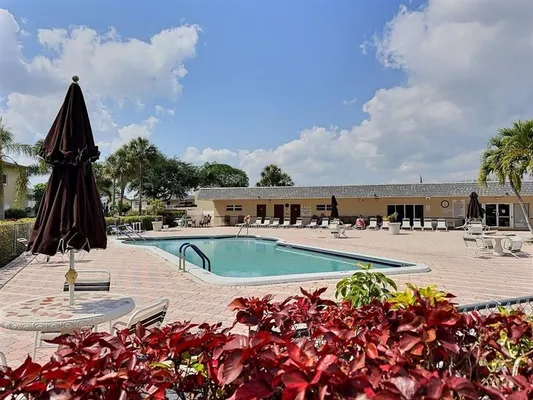 Property Slideshow image 2 of 16 | 7805 w atlantic blvd 207, Margate, FL, 33063