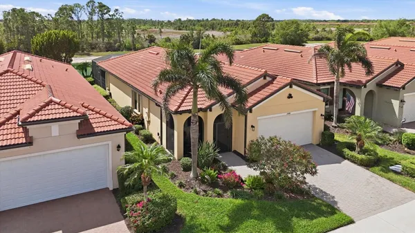 Property Slideshow image 2 of 100 | 10441 crooked creek dr, Venice, FL, 34293