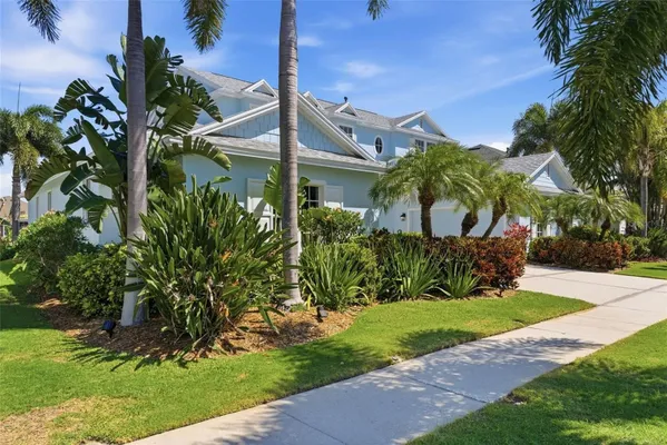 Property Slideshow image 2 of 92 | 715 islebay dr, Apollo Beach, FL, 33572