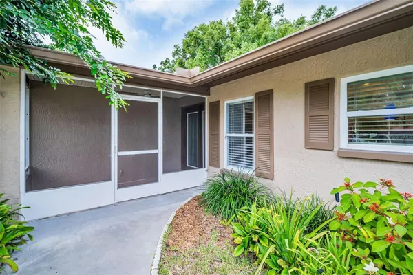 Property Slideshow image 3 of 47 | 2336 malcolm dr, Palm Harbor, FL, 34684