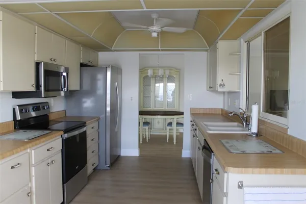 Property Slideshow image 3 of 46 | 9242 36th st, Pinellas Park, FL, 33782