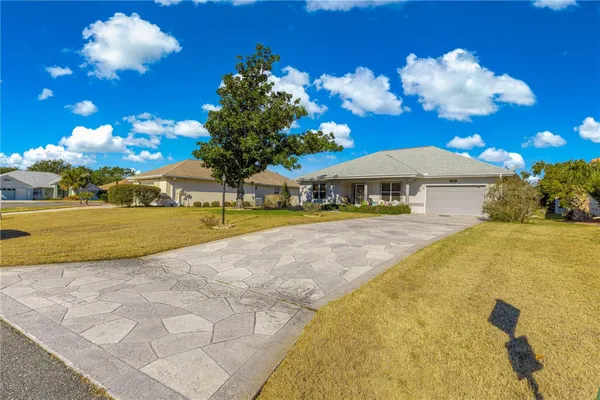 Property Slideshow image 2 of 39 | 11215 se 175th ln, Summerfield, FL, 34491