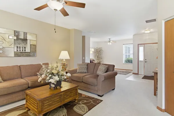 Property Slideshow image 2 of 24 | 672 cadillac cir, Romeoville, IL, 60446