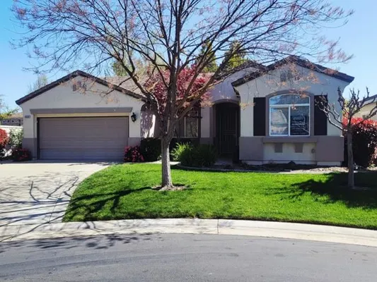 Property Slideshow image 2 of 36 | 9608 crystal bay ln, Elk Grove, CA, 95758