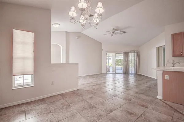 Property Slideshow image 3 of 45 | 29417 caddyshack ln, San Antonio, FL, 33576