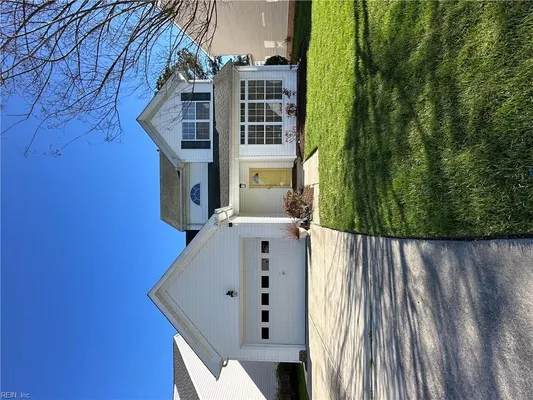 Property Slideshow image 2 of 26 | 2637 wonderland ct, Virginia Beach, VA, 23456