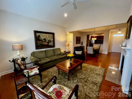 Property Slideshow image 3 of 18 | 10914 casetta dr, Matthews, NC, 28105