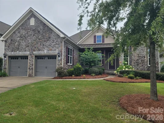 Property Slideshow image 2 of 45 | 14920 high bluff ct, Charlotte, NC, 28278