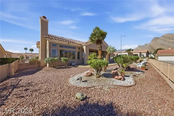 Property Slideshow image 3 of 55 | 11024 glacier view ave, Las Vegas, NV, 89134