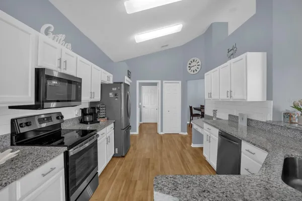 Property Slideshow image 2 of 33 | 116 fleming ln, Davenport, FL, 33837