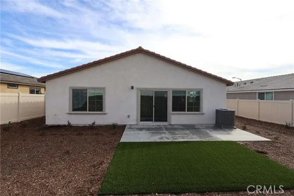 Property Slideshow image 3 of 16 | 1512 willowhaven ln, Beaumont, CA, 92223