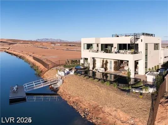 Property Slideshow image 3 of 16 | 105 still shores st, Henderson, NV, 89011