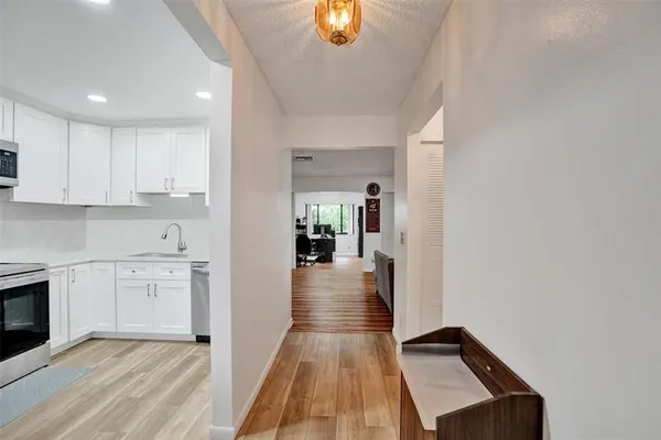 Property Slideshow image 3 of 73 | 1752 sw 19th ave, Deerfield Beach, FL, 33442