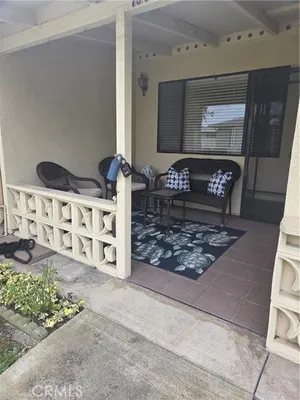 Property Slideshow image 2 of 18 | 1660 glenview rd, Seal Beach, CA, 90740