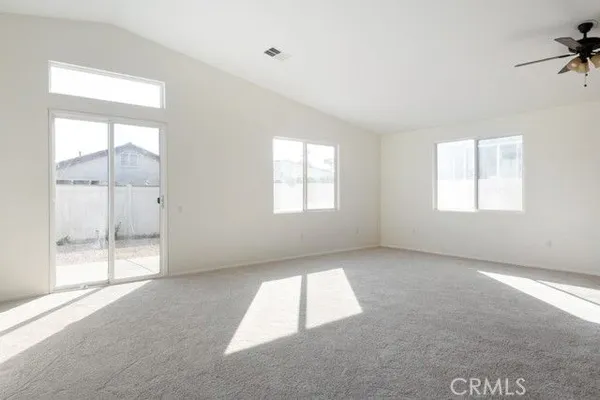 Property Slideshow image 3 of 30 | 1583 turtle crk, Beaumont, CA, 92223