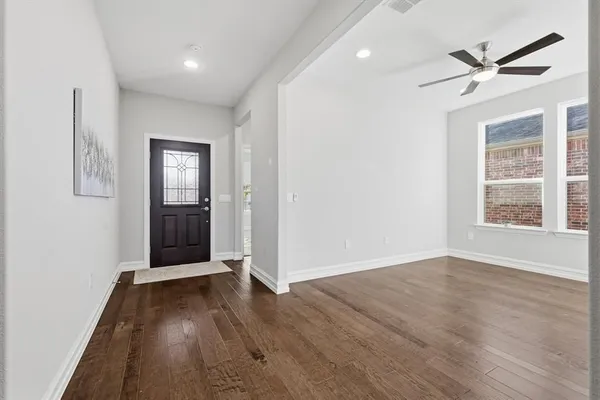 Property Slideshow image 3 of 40 | 9405 dusky trl, Mckinney, TX, 75071