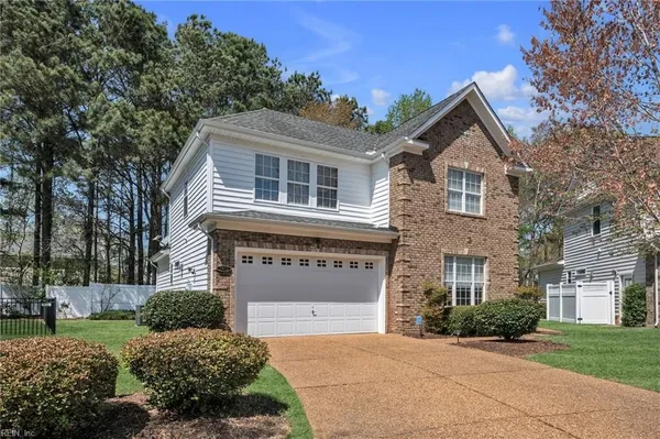 Property Slideshow image 2 of 32 | 2952 enchanting cir, Virginia Beach, VA, 23456