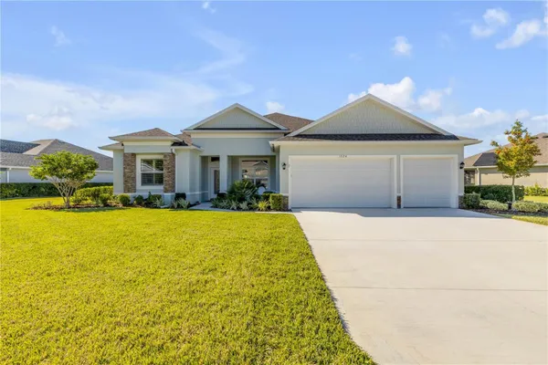 Property Slideshow image 2 of 37 | 1324 tullamore blvd, Ormond Beach, FL, 32174