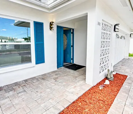 Property Slideshow image 3 of 42 | 3662 97th ave, Pinellas Park, FL, 33782