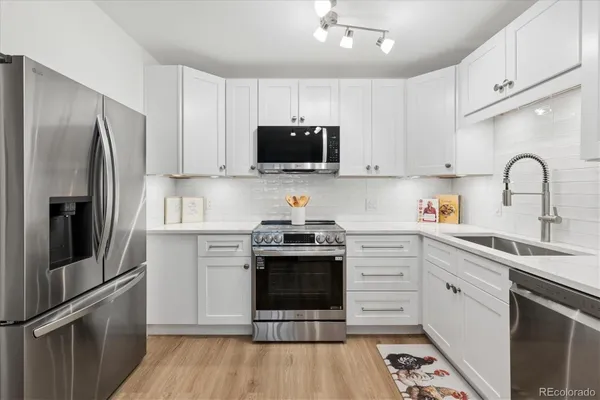 Property Slideshow image 3 of 27 | 9315 e center ave 10b, Denver, CO, 80247